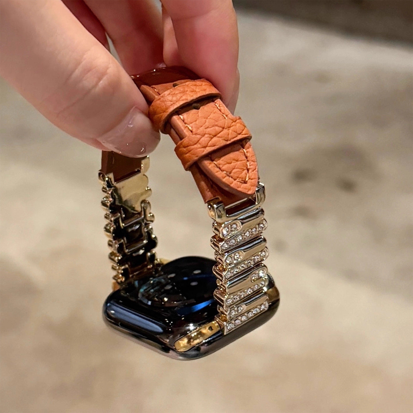 Luxury Apple Watch Band – Crystal & Leather Edition